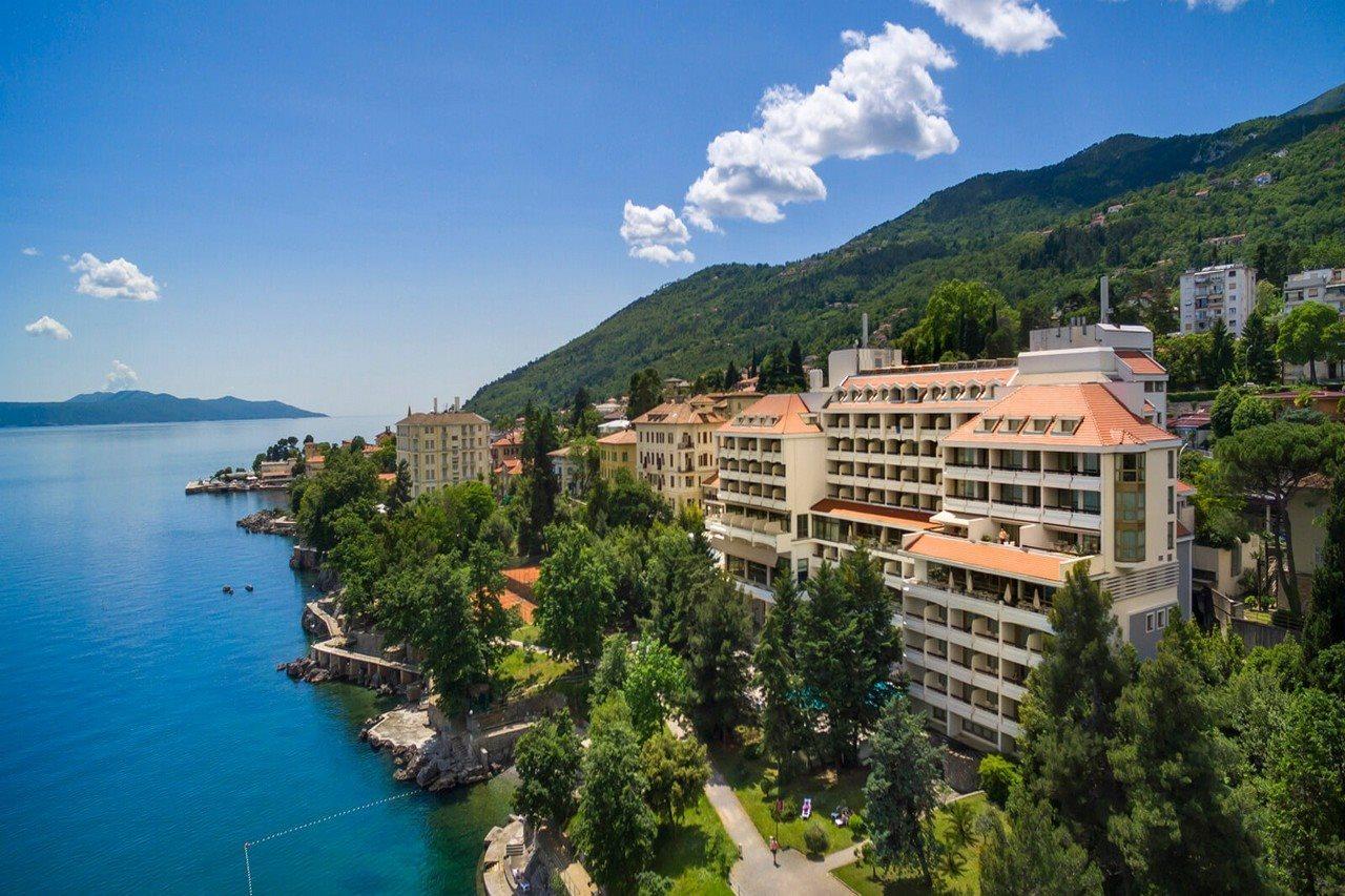 Hotel Excelsior - Liburnia Ловран Екстериор снимка