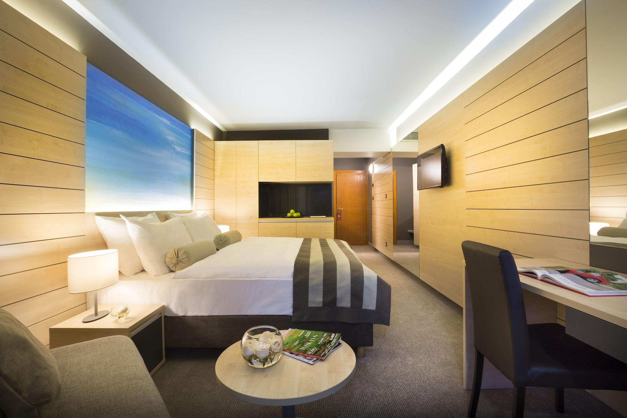 Hotel Excelsior - Liburnia Ловран Екстериор снимка