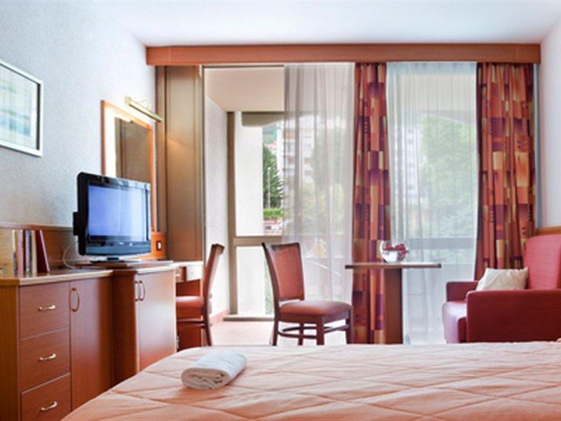 Hotel Excelsior - Liburnia Ловран Екстериор снимка